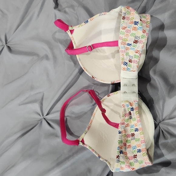 Victoria's Secret bra 34D - Picture 2 of 3